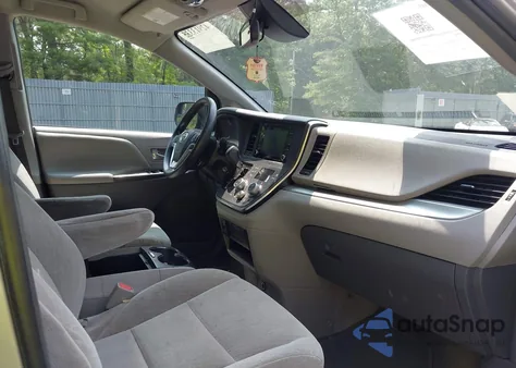 2018 Toyota Sienna Le 8 Passenger from USA, damaged, VIN 5TDKZ3DC1JS910324